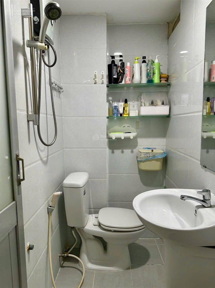 Hẻm 6m  lê đình thám  20 m  2 tầng  (5 x 4)  chỉ 3,28 tỷ thương lượng  tân quý  tân phú.