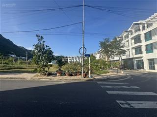 Giá rẻ nhất bán đất tặng nhà thô cũ 3 tầng khu acc vĩnh hoà cách biển 300m giá cực tốt 74 tr/m2