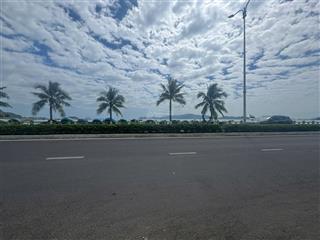 Bán đất 3 mặt tiền phạm văn đồng ngang hơn 9m diện tích 226,4 m2 view biển phù hợp đầu tư