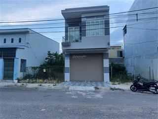 Bán nhà 2 tầng mặt tiền triệu quang phục ngang 4,8 m cách biển 500 m giá 5 tỷ 5 hiện đang cho thuê