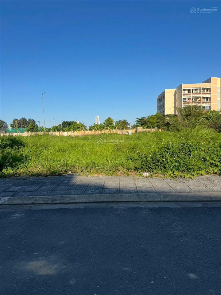 Bán lô đất khu đô thị nam vĩnh hải ngang 5 m diện tích 103,8 m2 đường nhựa 11m giá 38,5 tr /m2