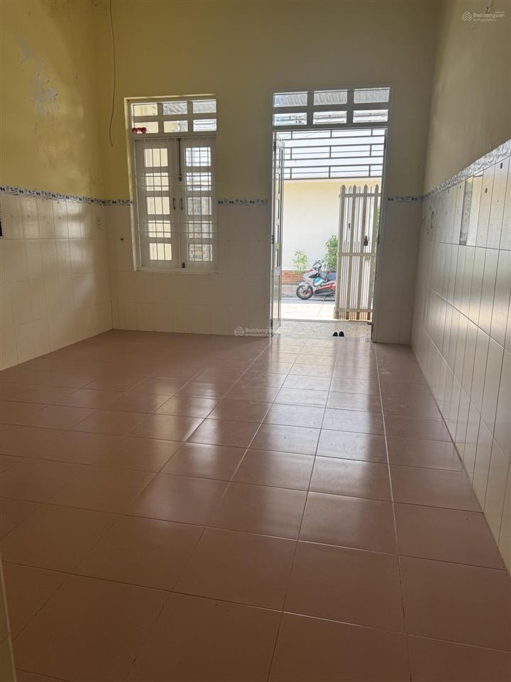 Bán nhà khu đông mương tđc hòn xện vĩnh hoà diện tích 80m2 giá 4 tỷ 550 đường ô tô gần công viên