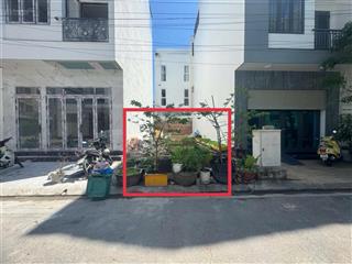 Bán đất khu acc quân đội vĩnh hòa, ngang 5 m dài 12 m, đường 11 m, cách biển 300 m, giá 5,5 tỷ