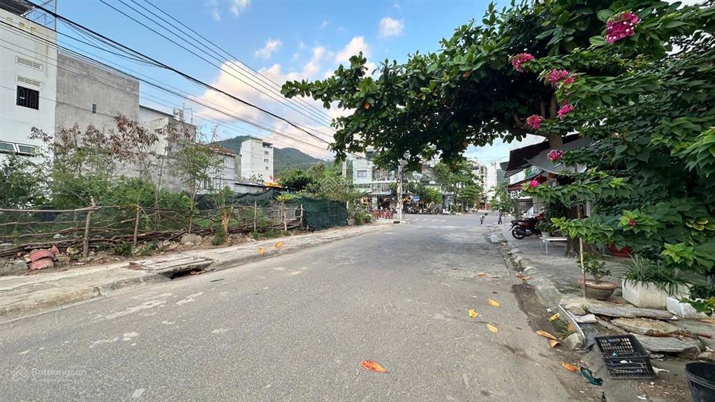 Bán đất tặng nhà bùi huy bích đông mương hòn xện 66 m ngang 6 m gần bến du thuyền giá 5 tỷ 8