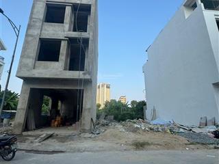 Bán đất giá tốt khu acc quân đội bắc nha trang ngang 5 m đường 13 m cách biển 300 m, giá 95 tr/m2