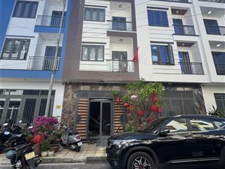 Bán nhà 4 tầng khu acc quân đội vĩnh hoà bắc nha trang hạ tầng đồng bộ ,4 pn,5wc giá 7 tỷ 5