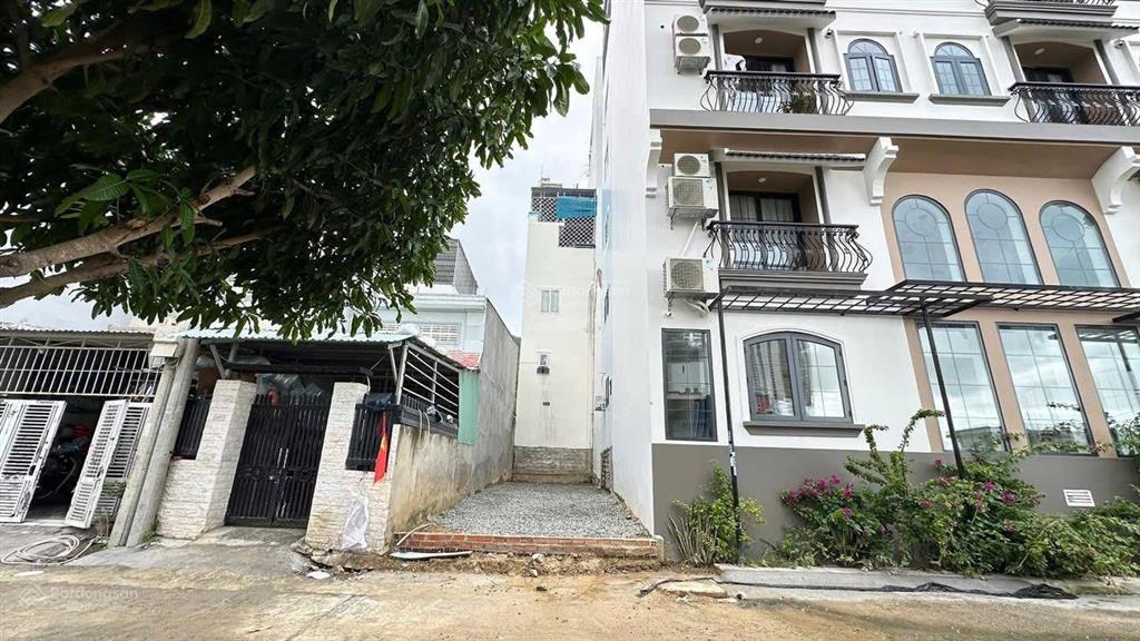 Bán đất khu đông mương tđc hòn sện vĩnh hoà diện tích 64 m ngang 4 m giá 4 tỷ 5