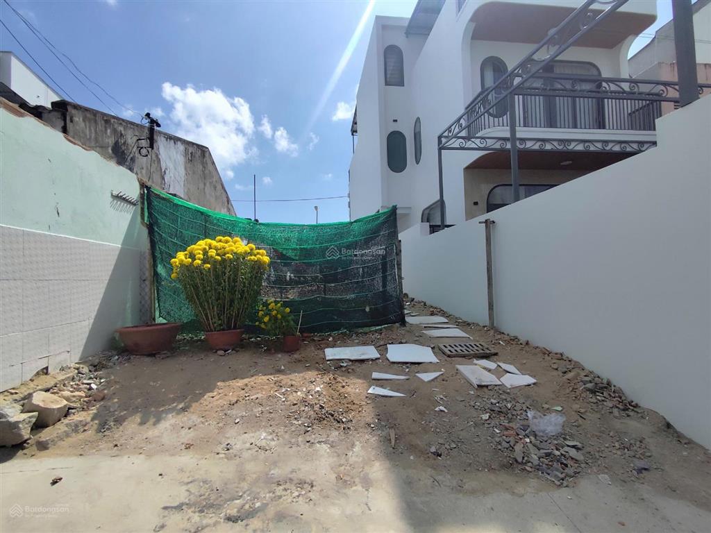 Bán đất đường ô tô bắc nha trang 65,1 m ngang 5 m gần trường học , chợ bán kính 5 phút di chuyển
