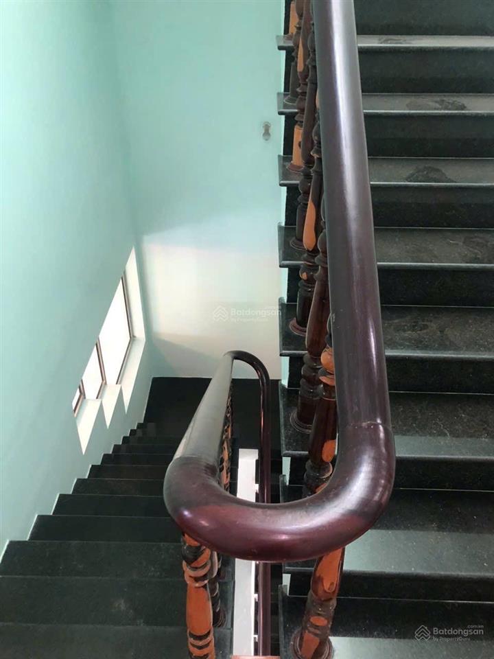 Bán nhà 2 tầng 1 tum đường ô tô hẻm 2/4 chỉ vài bước chân đối diện sos diện tích 109 m giá 6 tỷ 8