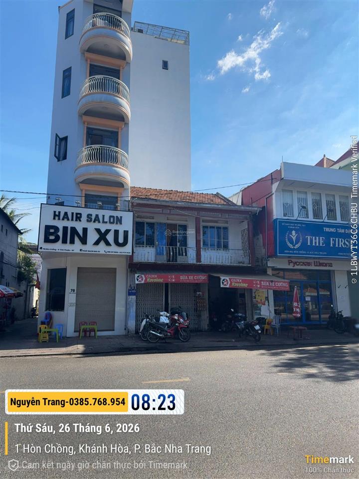 Nhà 2 tầng mặt tiền hòn chồng ngang 7,05 nở hậu 7,4m cách biển 500 m giá 210 tr/m2
