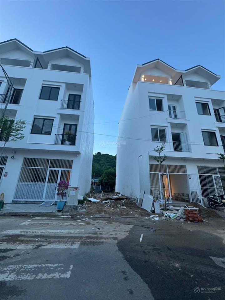 Bán lô đất đẹp khu acc quân đội bắc nha trang diện tích 75 m cách biển 300 m hạ tầng đồng bộ