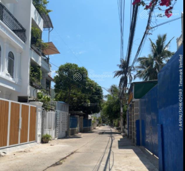 Đất đẹp dương hiến quyền đi bộ ra biển ngang 6,1m diện tích 60,5 m2, giá 7 tỷ 3 hướng đông nam