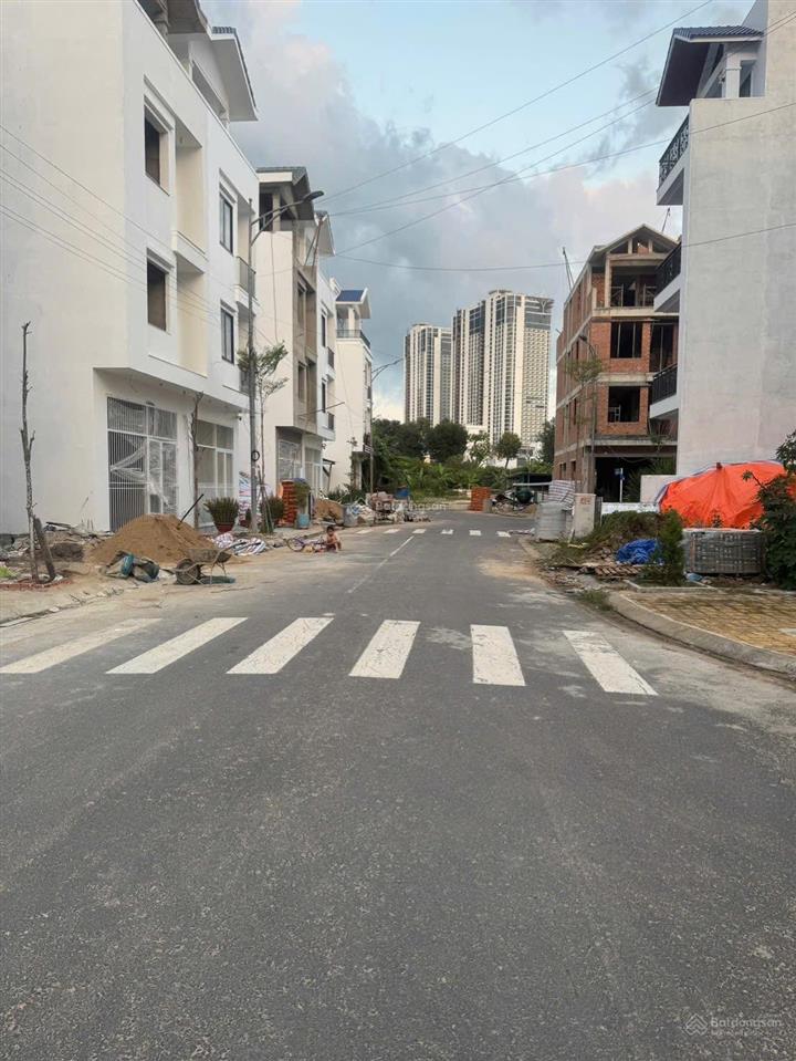 Lô đất acc quân đội vĩnh hoà nha trang, diện tích 75m2 ngang 5m giá 75 tr/m2 rẻ trong khu vực