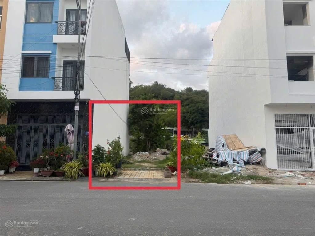 Bán lô đất khu acc quân đội bắc nha trang cách biển 300 m2 diện tích 75,2 m2 giá 75 tr/m2