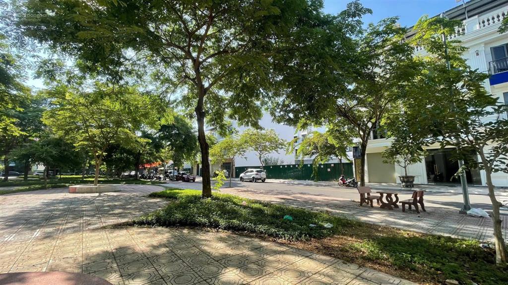 Bán lô đất hà quang 2 đối diện công viên 111,8 m ngang 6,2 m vuông vức giá 10 tỷ 5