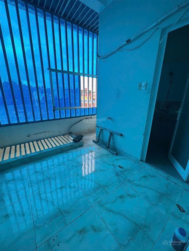 Quá hiếm, nhà sổ đỏ hoàn công, khu đô thị lê hồng phong 2, đường 8c, nhà 3 tầng, giá 7 tỷ 750