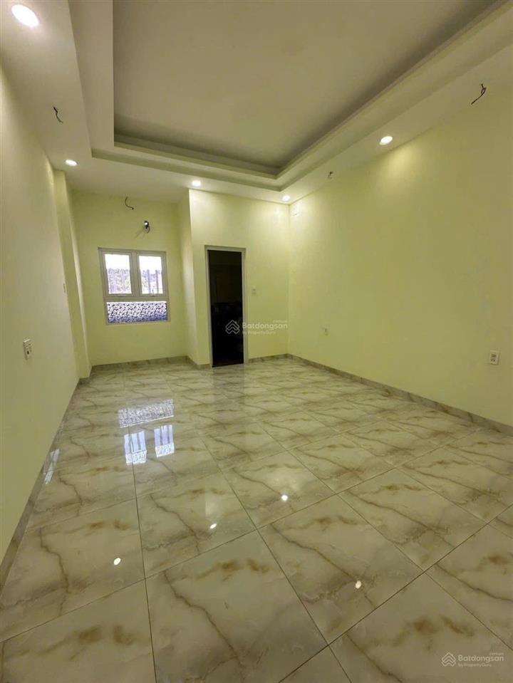 Quá hiếm, nhà sổ đỏ hoàn công, khu đô thị lê hồng phong 2, đường 8c, nhà 3 tầng, giá 7 tỷ 750