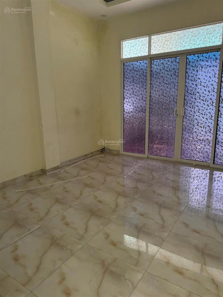Quá hiếm, nhà sổ đỏ hoàn công, khu đô thị lê hồng phong 2, đường 8c, nhà 3 tầng, giá 7 tỷ 750