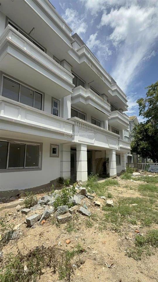 Gia đình đi nước ngoài bán 2 lô liền kề khu đô thị biển an viên 528m2 đã có 19 phòng xây thô 45 tỷ