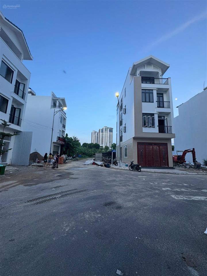 Hàng đẹp khu acc vị trí tiềm năng cách biển 300 m diện tích 75m2 giá 7 tỷ 350 ngang 5 m hạ tầng đẹp