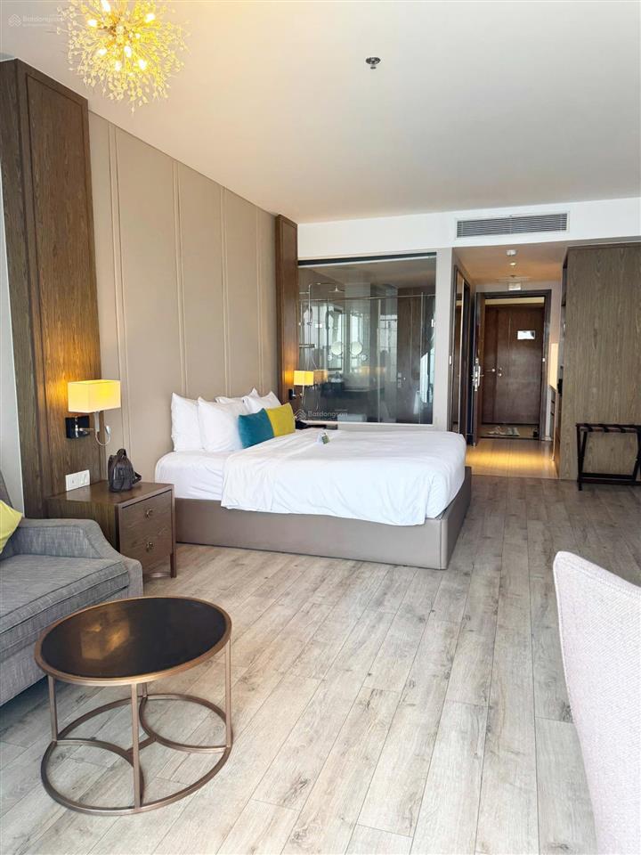 Cần bán căn studio panorama view trực diện biển, pháo hoa quảng trường 2/4 nha trang 37,01m2