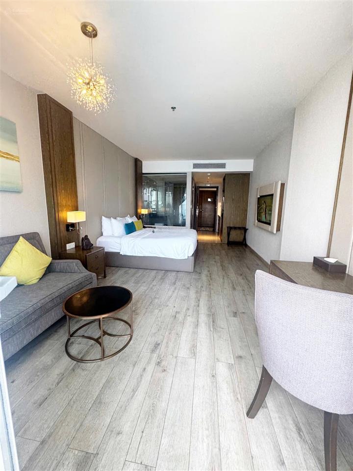 Cần bán căn studio panorama view trực diện biển, pháo hoa quảng trường 2/4 nha trang 37,01m2