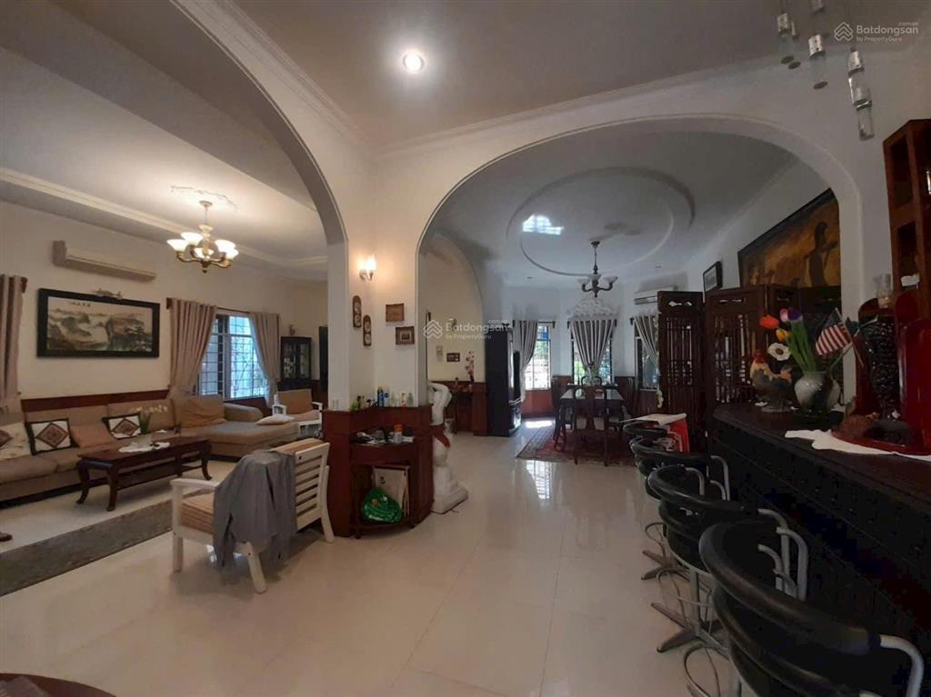 Siêu phẩm 2 mặt tiền tô hiến thành ngang 24 m trung tâm nha trang diện tích 873,6 m giá 290 tr / m2