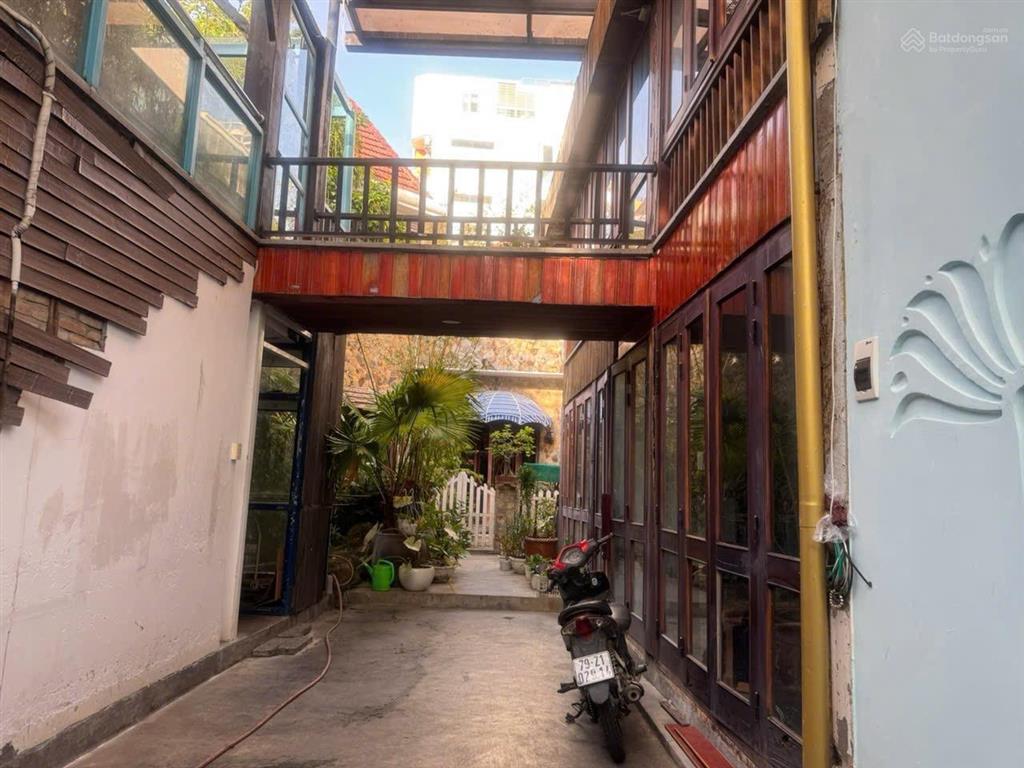 Siêu phẩm 2 mặt tiền tô hiến thành ngang 24 m trung tâm nha trang diện tích 873,6 m giá 290 tr / m2