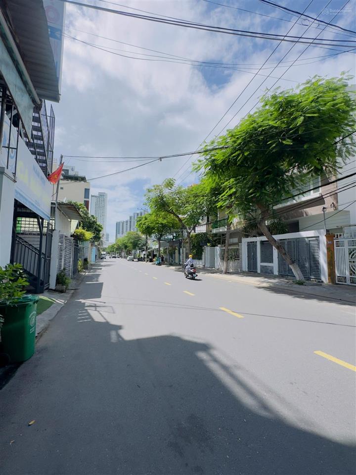 Bán nhà 2 mặt tiền dương hiến quyền phường vĩnh hoà cách biển 300 m đường rộng 16 m giá 13 tỷ 5