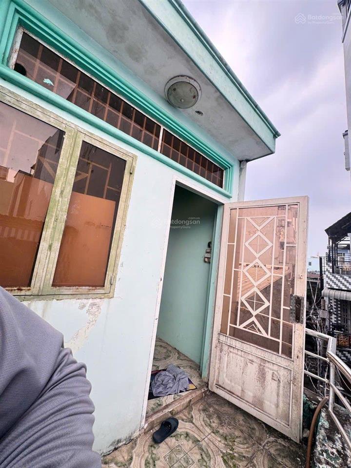 Hàng thơm quá khách ơi  nhà 3 tầng  sổ hồng riêng giá tí tẹo