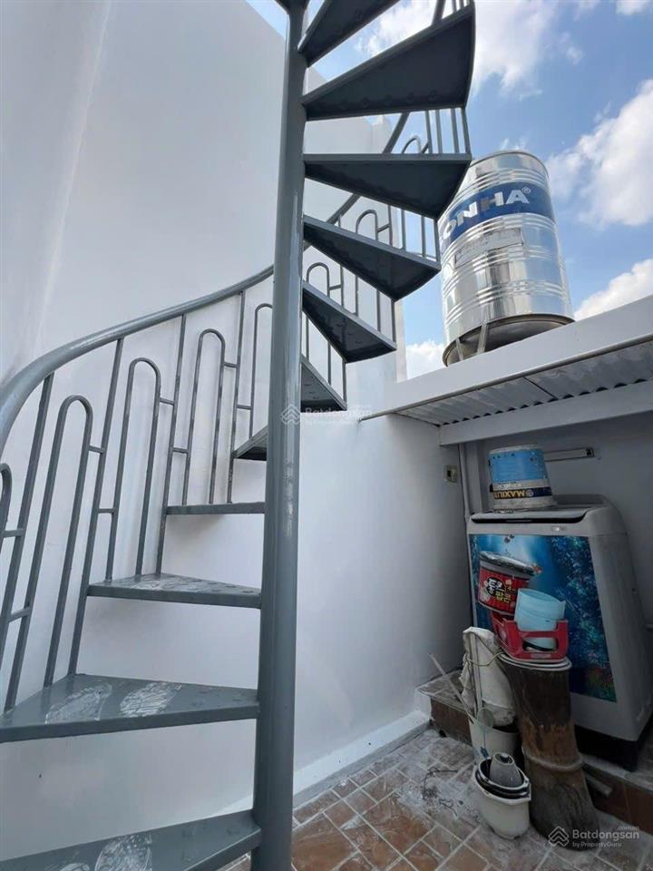 Nhà mới tinh 4 tầng btct hẻm 3m giá thơm hơn mít