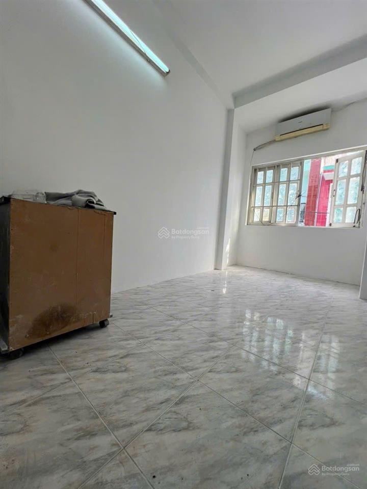 Nhà mới tinh 4 tầng btct hẻm 3m giá thơm hơn mít