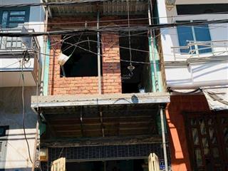 Nhỉnh 3 tỷ có ngay nhà mặt tiền 3 tầng mới 100%