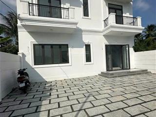 Cần tiền bán căn nhà 2 tầng 147m2 xã vĩnh trung cách tp nha trang 15 phút giá rẻ chỉ 3tỷ1