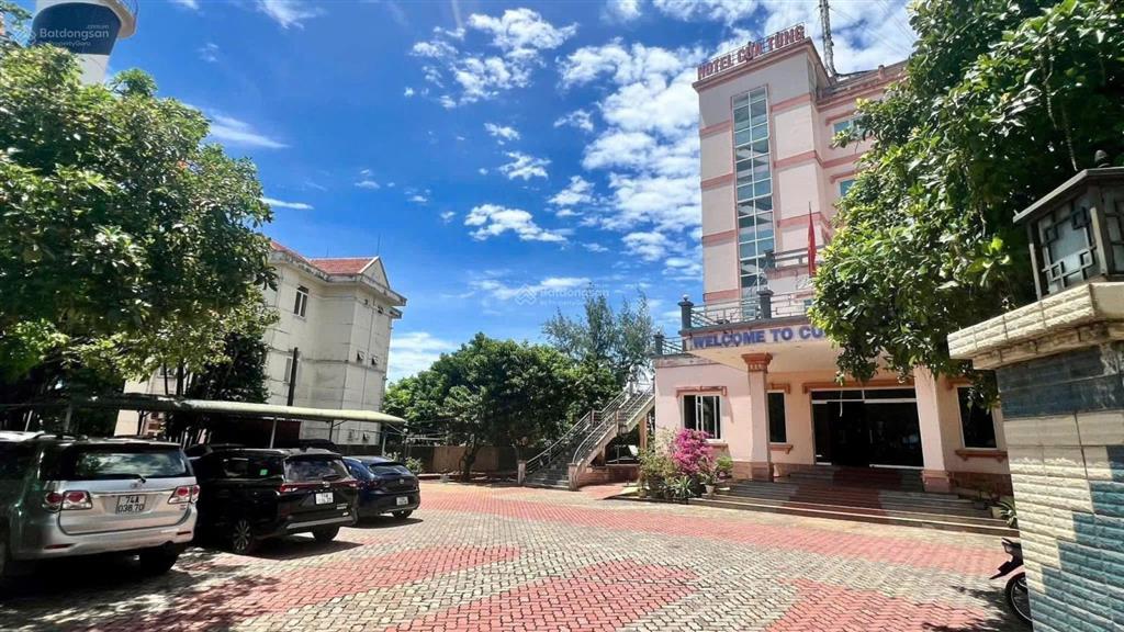 Cần chuyển nhượng khách sạn view biển tại bãi tắm cửa tùng quảng trị