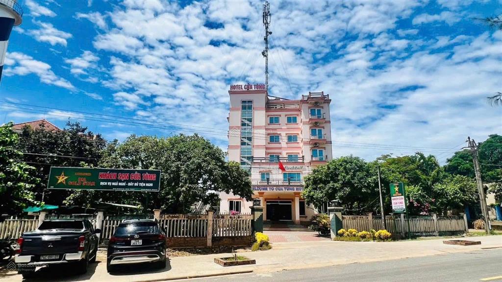 Cần chuyển nhượng khách sạn view biển tại bãi tắm cửa tùng quảng trị