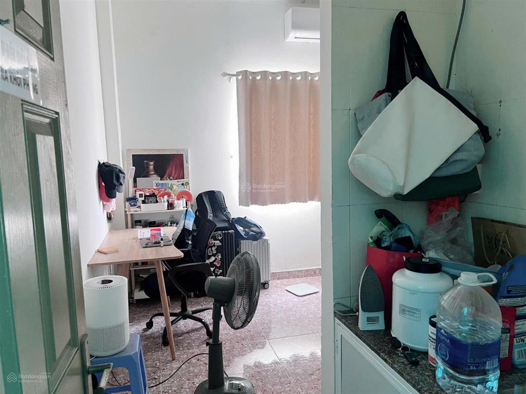 Cho thuê phòng 20m2 cửa sổ trời ngay sát lotte, himlam ở lê văn lương, tân hưng, q7