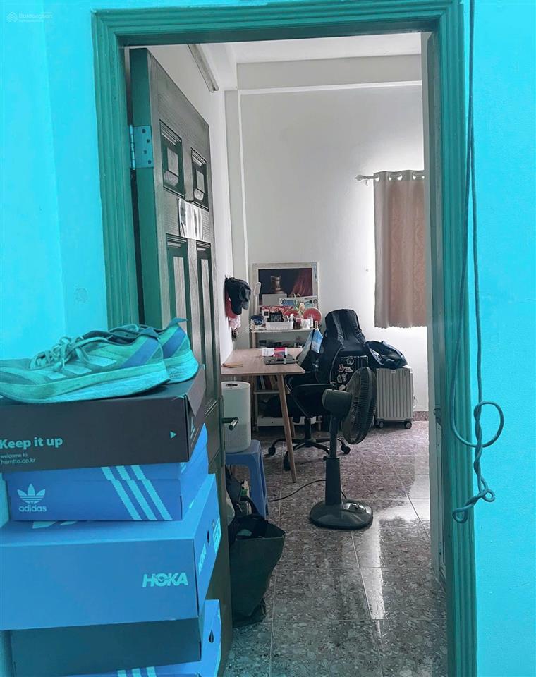 Cho thuê phòng 20m2 cửa sổ trời ngay sát lotte, himlam ở lê văn lương, tân hưng, q7