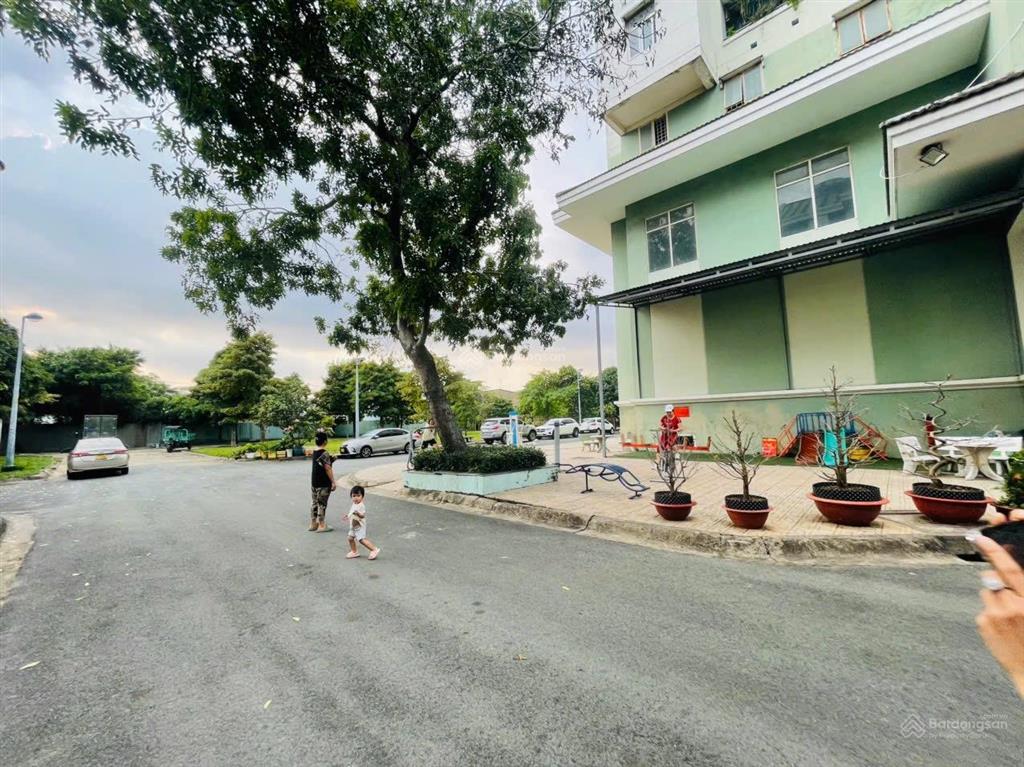 Bán chung cư nhất lan 2  chỉ 2,4 tỷ tl  ngay bv quốc ánh, dt 73m2 2pn 2wc. sổ hồng sẵn