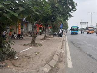 Nhà 2,5 tầng mặt ql1a văn điển thanh trì 128m2 mt 3,8m kinh doanh tốt giá 136.71tr/m2