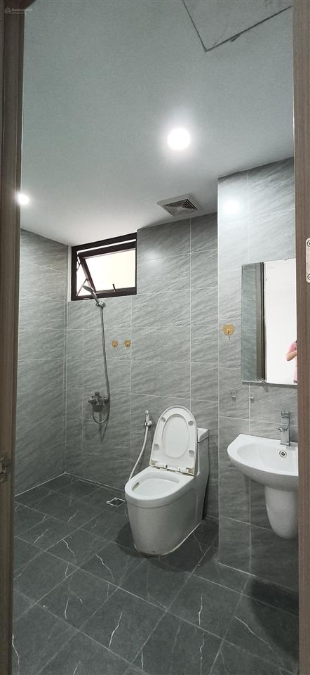 Chính chủ bán siêu phẩm 80m2 tại dự án mới nhất ct4 2 phòng ngủ 2wc tầng trung bc đông nam view vip