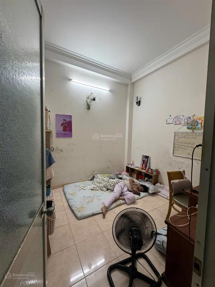 Chính chủ cần bán nhanh nhà 4 tầng mặt tiền đường nguyễn du. cơ hội đầu tư