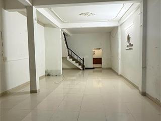 Chính chủ cần bán nhà 2 tầng mt trần quang khải  sơn trà. đường 10m5, giá đầu tư.