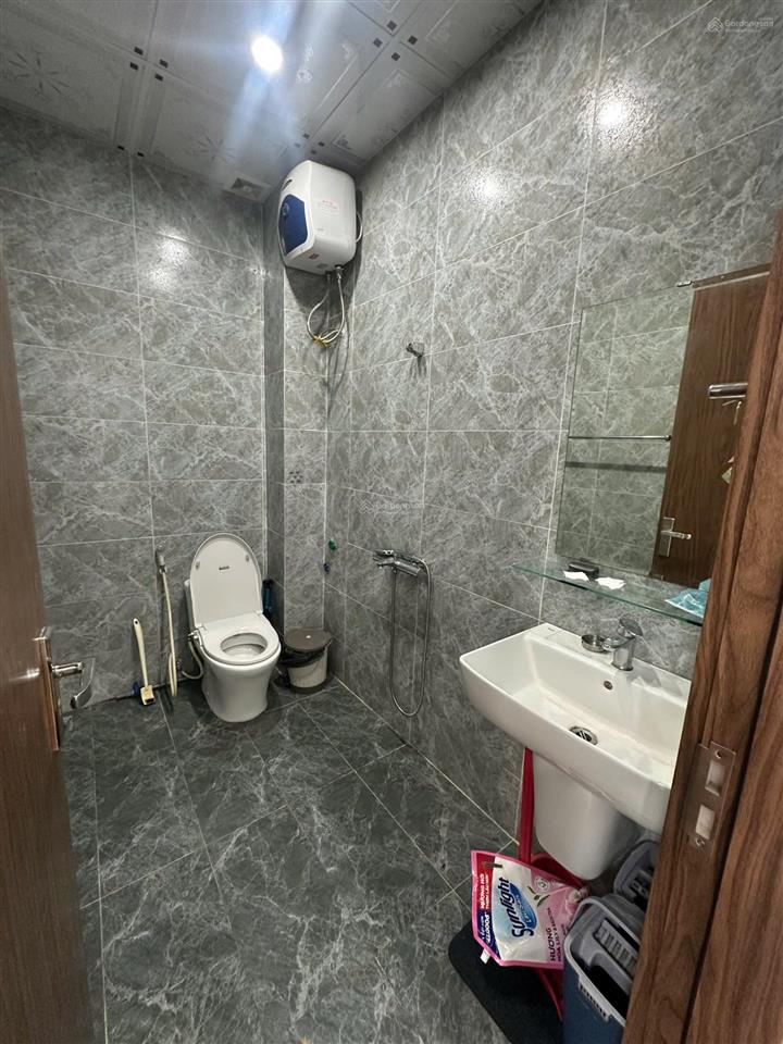 Chính chủ cần bán tòa căn hộ 5 tầng (8pn) mới đẹp đường hà huy tập