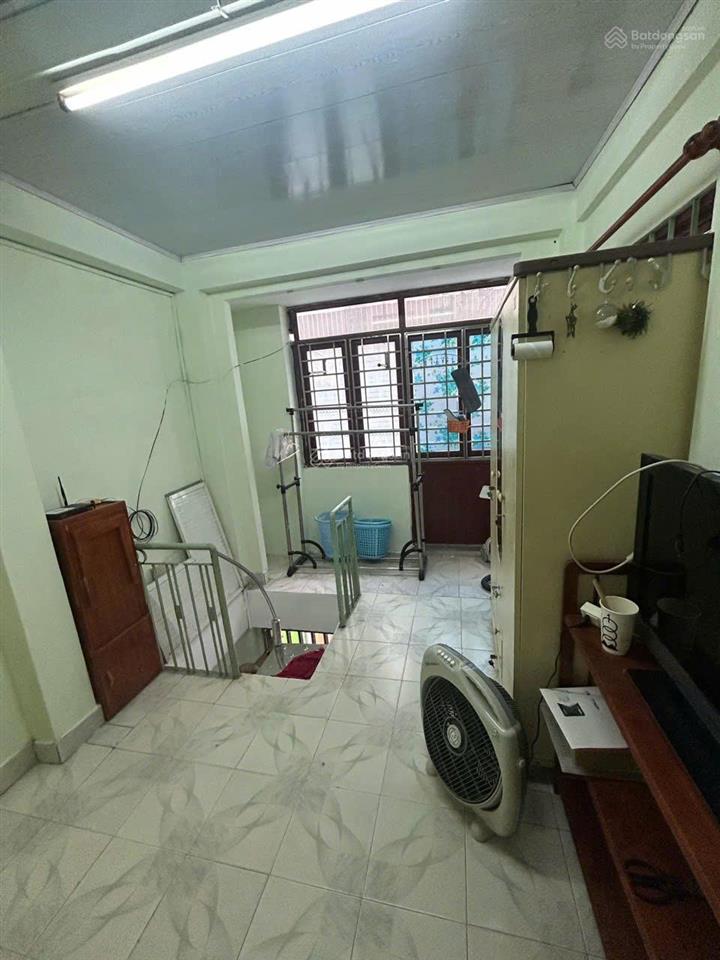 Chính chủ cho thuê nhà nguyên căn phường tân định, quận 1 (32m2)