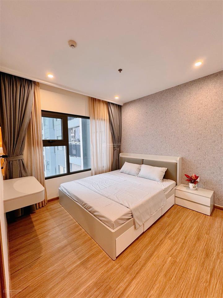 Chính chủ gửi bán nhanh trong tuần căn hộ 3n2vs  75m2, 4 tỷ 980 dự án vinhomes smart city tây mỗ