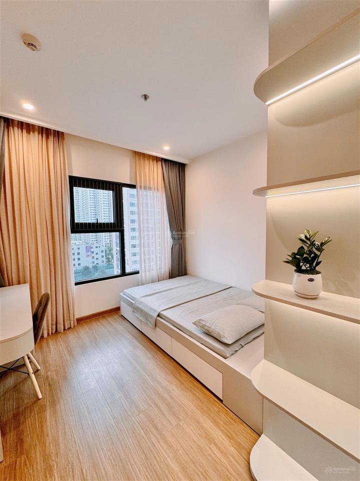 Chính chủ gửi bán nhanh trong tuần căn hộ 3n2vs  75m2, 4 tỷ 980 dự án vinhomes smart city tây mỗ