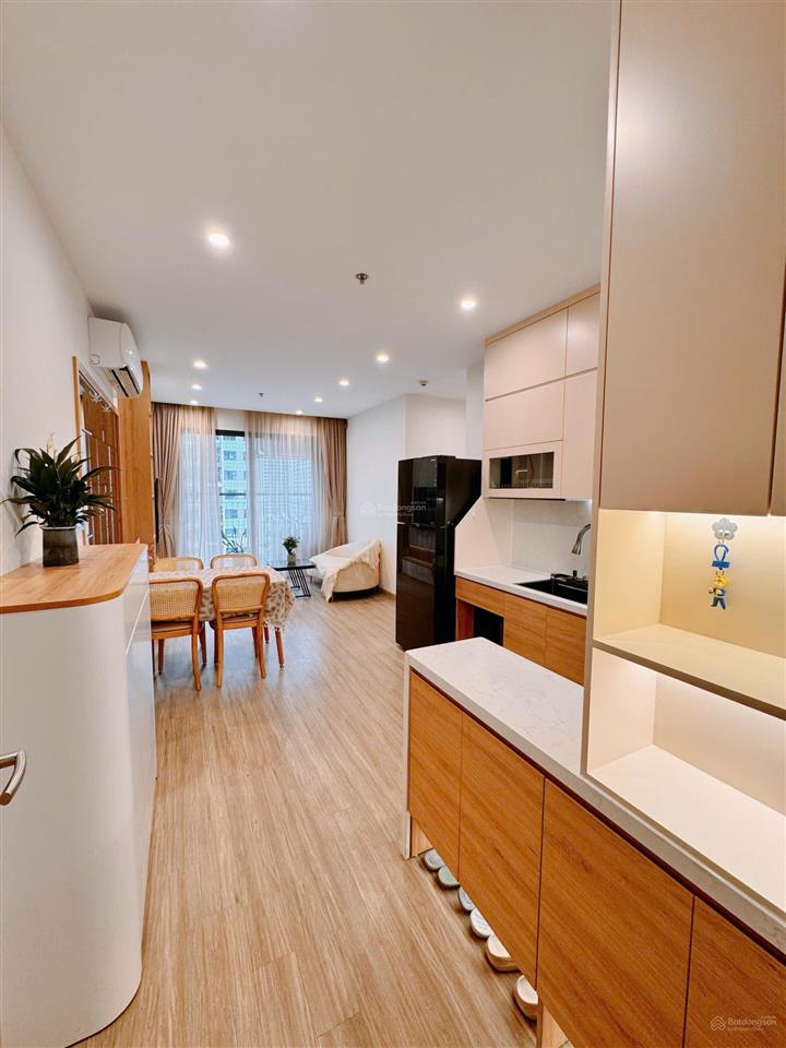 Chính chủ gửi bán nhanh trong tuần căn hộ 3n2vs  75m2, 4 tỷ 980 dự án vinhomes smart city tây mỗ