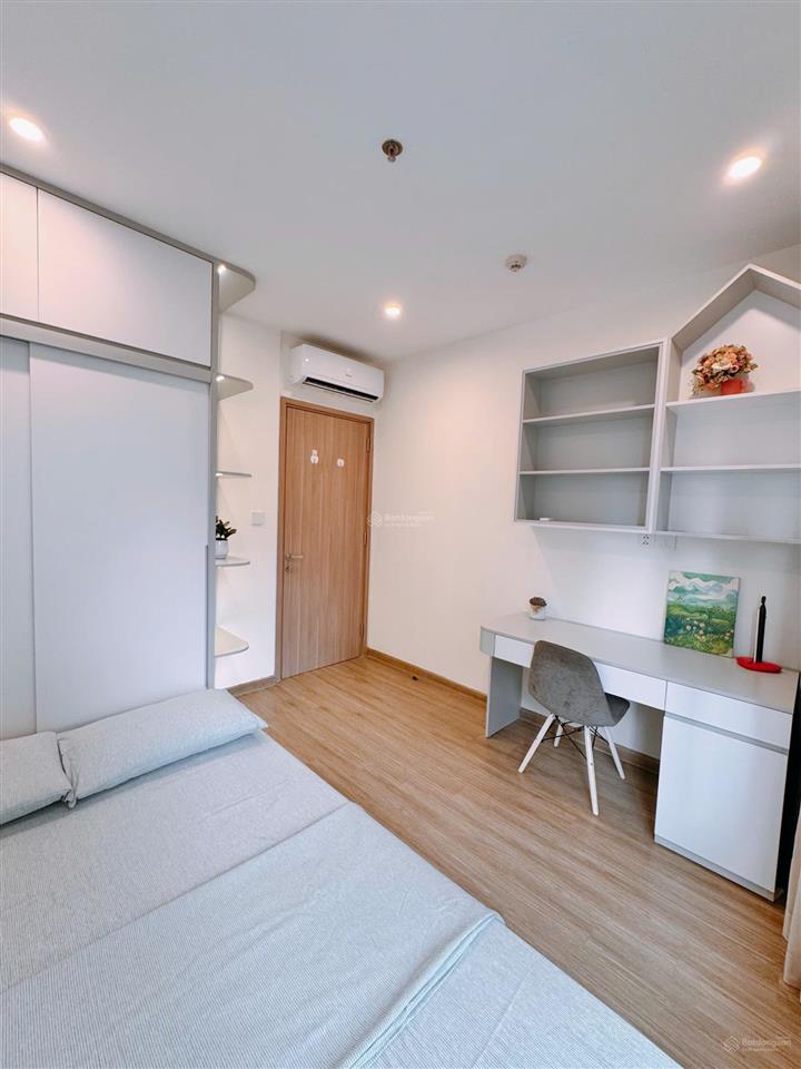 Chính chủ gửi bán nhanh trong tuần căn hộ 3n2vs  75m2, 4 tỷ 980 dự án vinhomes smart city tây mỗ