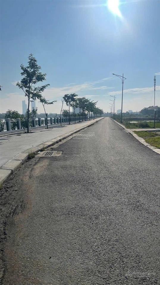 487m2 thổ mặt hồ  cách biển 3km  2 mặt tiền  ngang 11m  5,9 tỷ